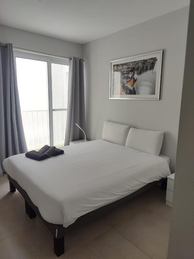Gzira, 2 Bedroom Apartment Buitenkant foto